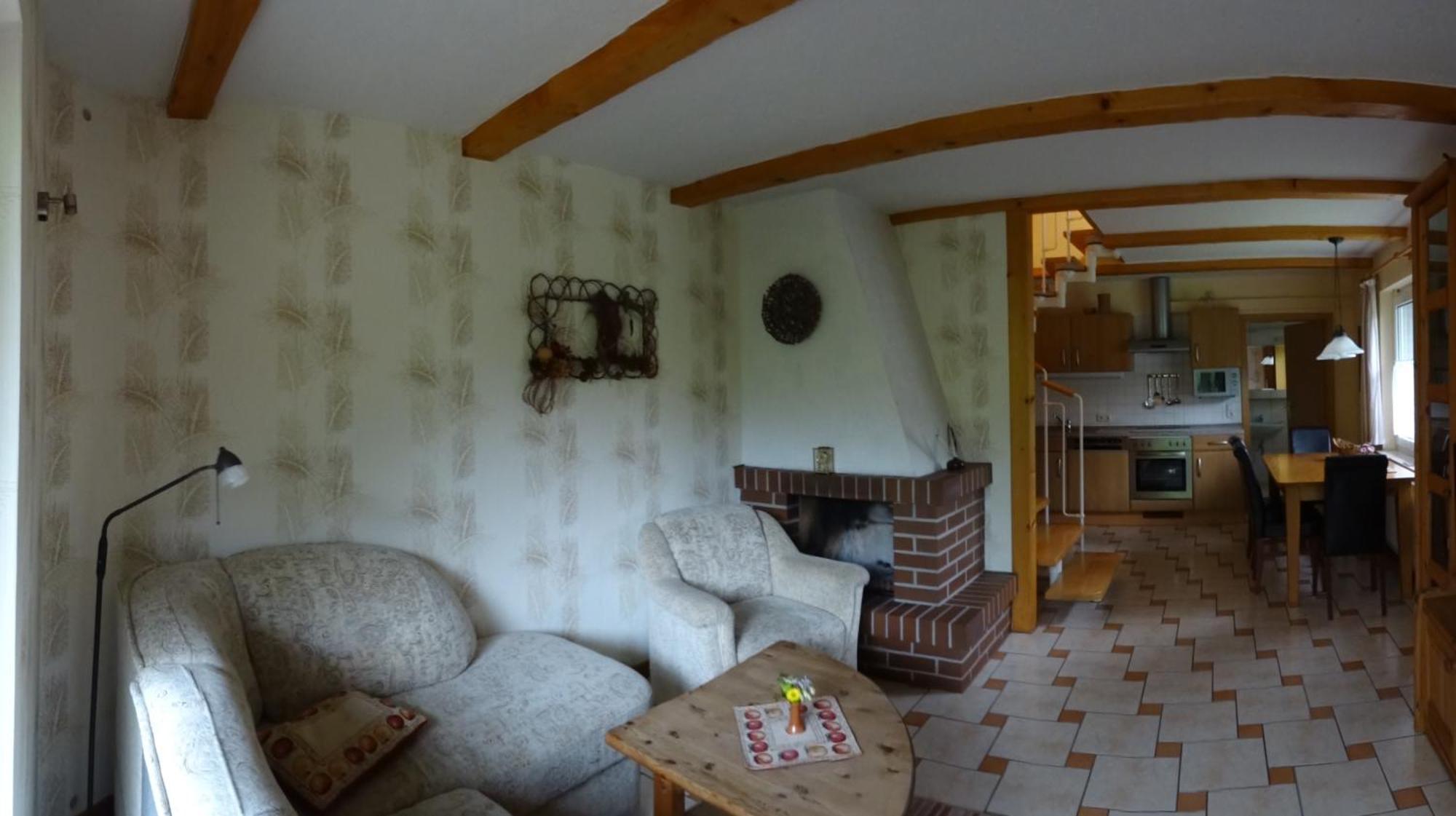 Ferienhaus Im Urigen Garten Bzw Eulenhaus Zingst Buitenkant foto